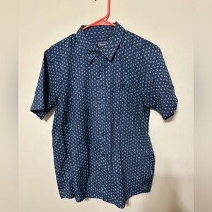 Patagonia Men's Go-To Shirt size medium new without tags Style No. 52691